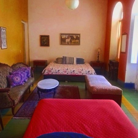 Hotel Maska Mansion Gdl, Hosting And Yoga Guadalajara Zewnętrze zdjęcie